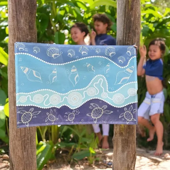 Fence/Wall Print - Migrating Turtles