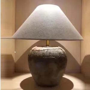 LED Creative Retro Ceramic Table Lamp