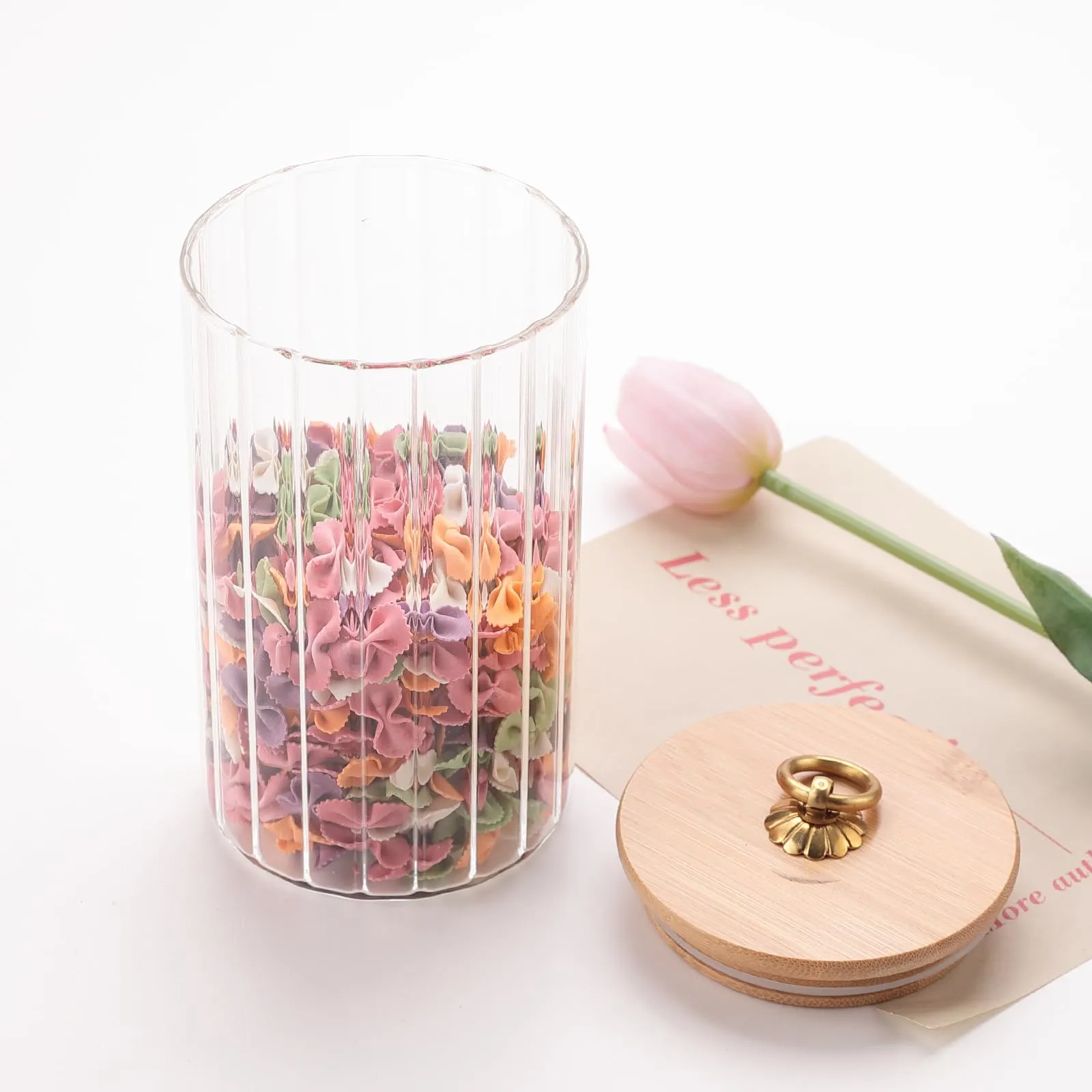The Better Home Borosilicate Kitchen Containers Set with Wooden Lid | Multi-Utility, Leakproof, Airtight Storage Jar for Cookies, Snacks, Tea, Coffee | Microwave & Oven Safe | 820 ml